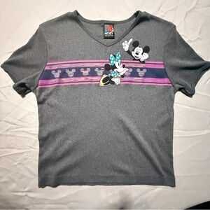 Vintage 90s Mickey Unlimited Minnie Mouse Graphic V-Neck Tee Jerry Leigh